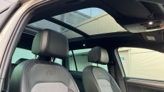 Volkswagen Tiguan 2.0 TDi 150 R-Line 5dr DSG Diesel Estate